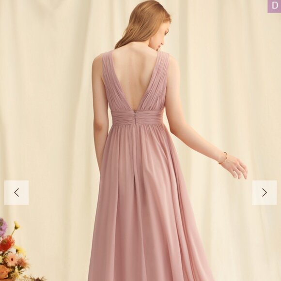Elegant Mauve Evening Gown - Picture 2 of 7